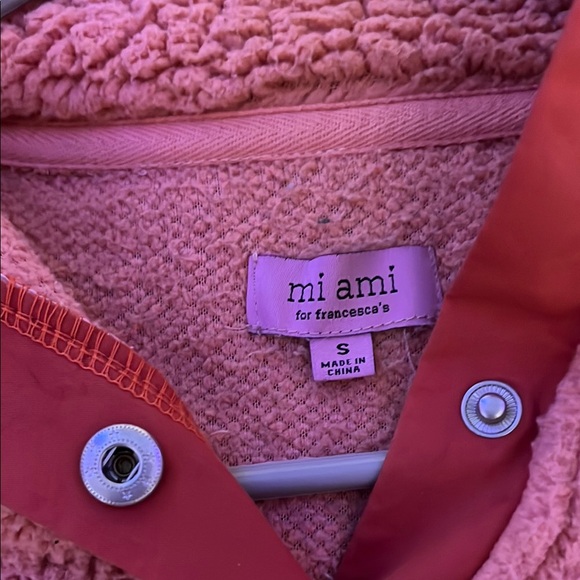 Colorblock Fleece Pullover - Picture 4 of 4